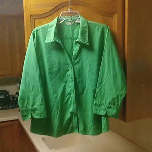 quizz  again womens top size XL